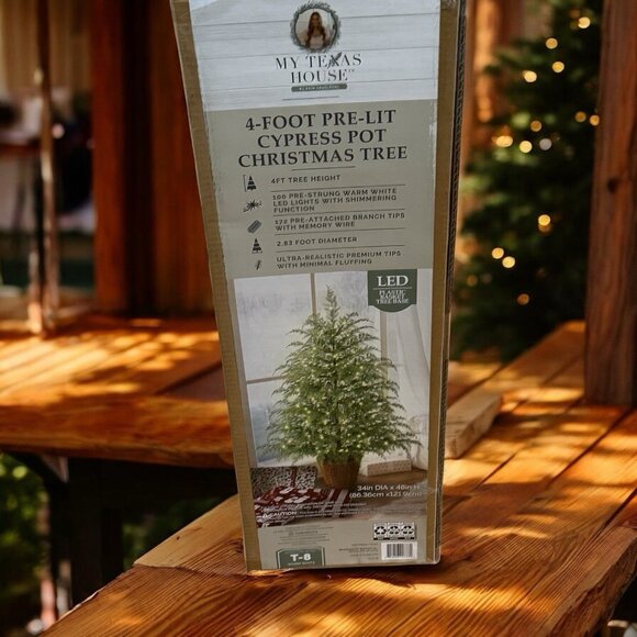 My Texas House 4FT Pre-Lit Cypress Pot Christmas Tree - NEW, FREE SHIPPING - Picture 2 of 6
